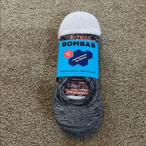 NWT Bombas size Large 3 Pack Hex Tec Performance No Shows socks